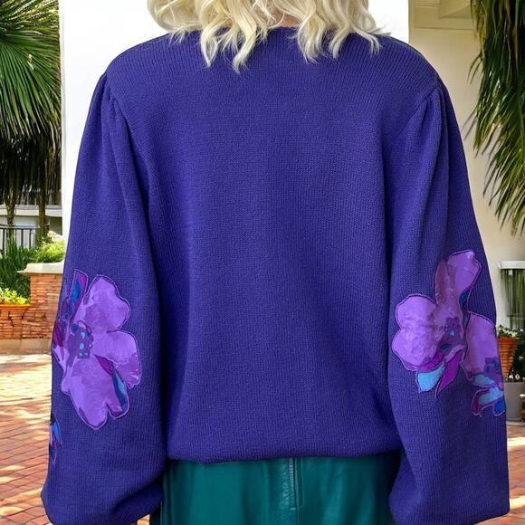 Vintage Sweater Floral Appliqué Purple Long Sleeve V-Neck Oversized Large - Picture 8 of 9